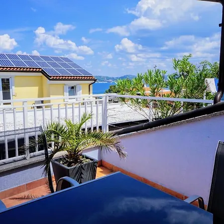 Kristijana Guest house 3*