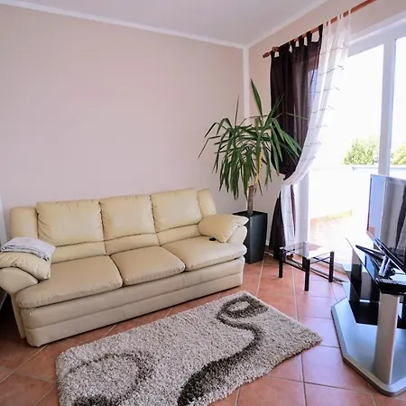 بيت ضيافة Kristijana 3*